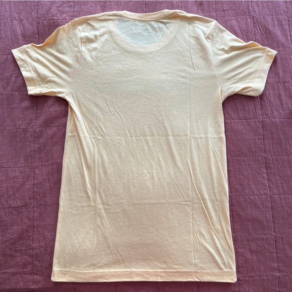 NWOT Disneyland Logo Cotton Graphic Tee - Picture 4 of 5